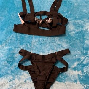 Windsor Bandage Bra & Panty Set